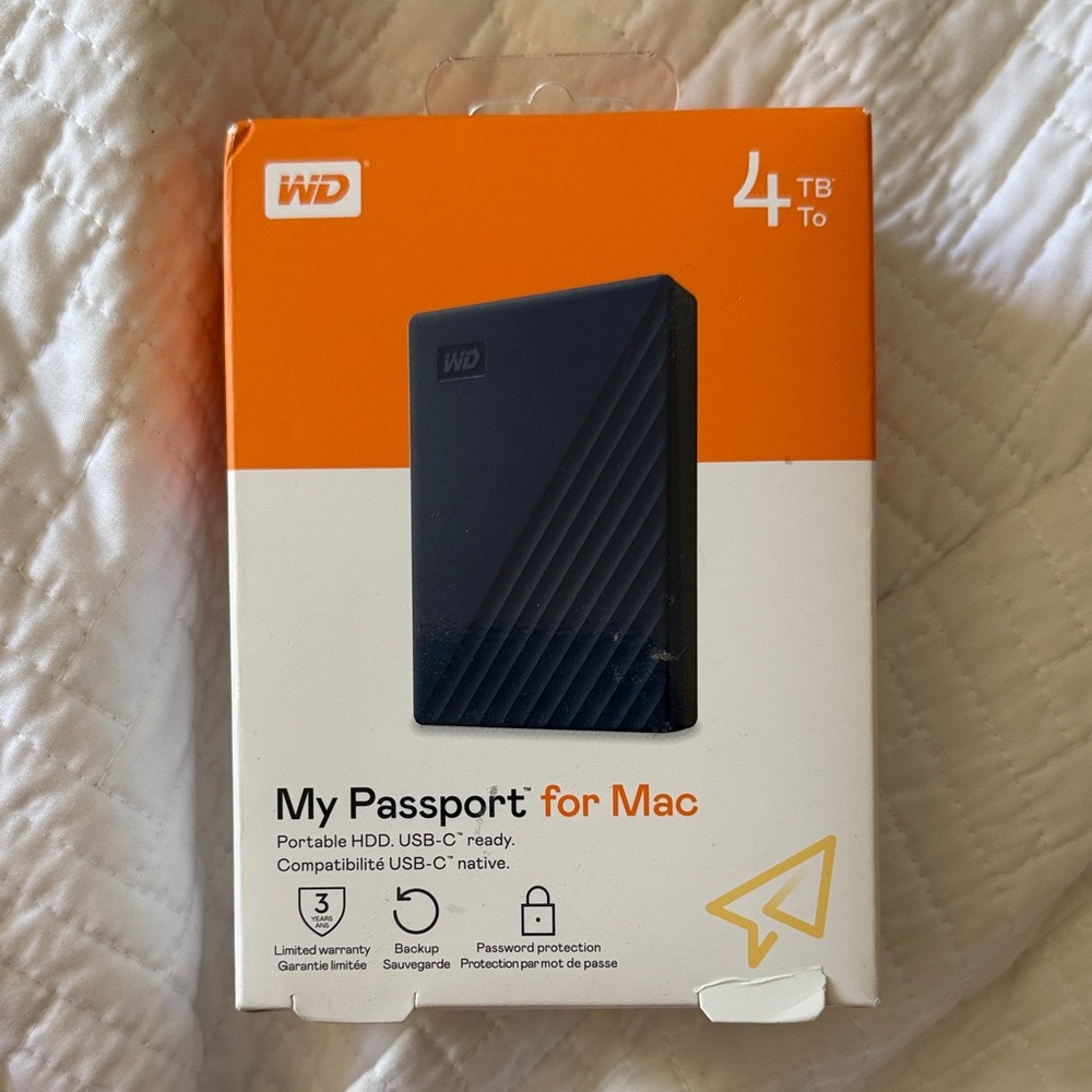 Western Digital | My Passport 4TB Portable Hard Drive for Mac